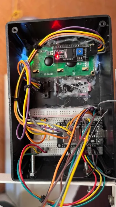 Dokumentasi perangkat Sistem Monitoring Infus Berbasis IoT